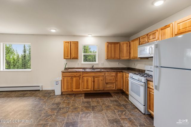 36588 Raspberry Street, Soldotna, AK 99669
