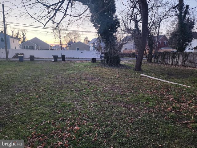 28 GOVERNORS, Dover, DE 19904