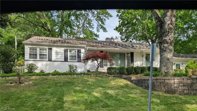1607 26th Street, Cuyahoga Falls, OH 44223