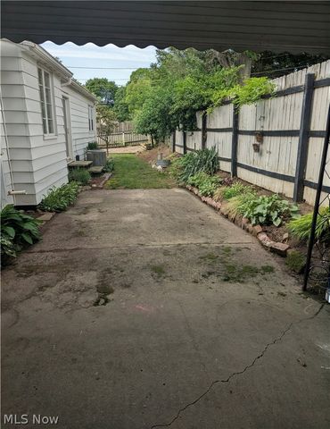 1607 26th Street, Cuyahoga Falls, OH 44223