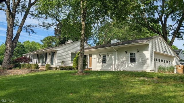1607 26th Street, Cuyahoga Falls, OH 44223