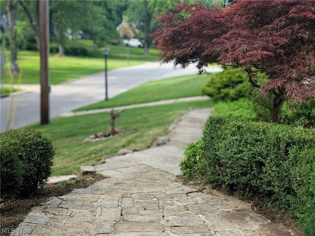 1607 26th Street, Cuyahoga Falls, OH 44223