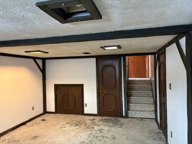 10044 Serene Court, Twinsburg, OH 44087