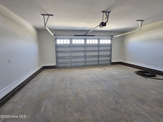 177 Country Cove Lane, Clinton, NC 28328