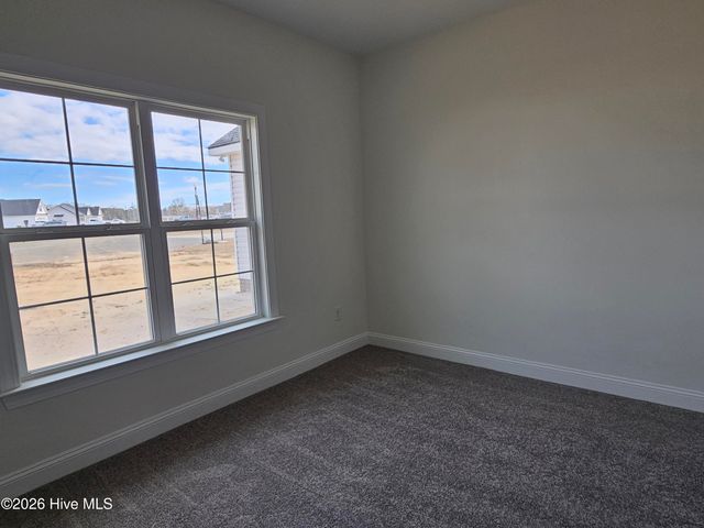 177 Country Cove Lane, Clinton, NC 28328