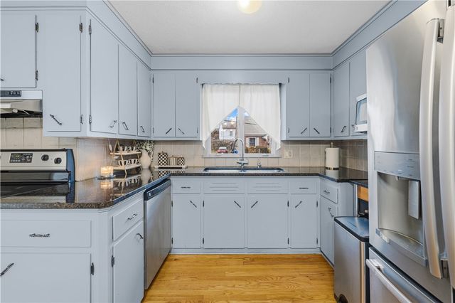 60 Imperial Avenue, Cranston, RI 02920