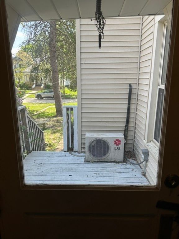 Image 14 of property listing at 212 W Washington Street, Streator, IL 61364