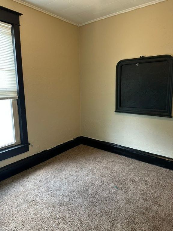 Image 21 of property listing at 212 W Washington Street, Streator, IL 61364