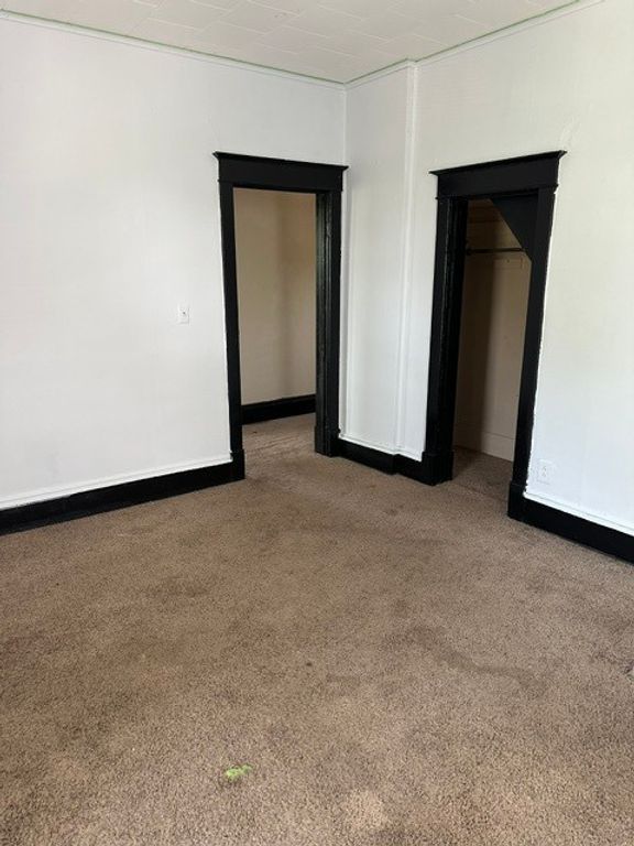 Image 26 of property listing at 212 W Washington Street, Streator, IL 61364