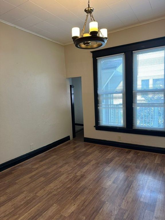 Image 6 of property listing at 212 W Washington Street, Streator, IL 61364