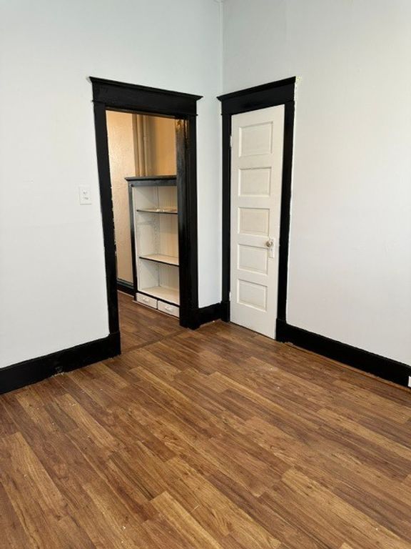Image 9 of property listing at 212 W Washington Street, Streator, IL 61364
