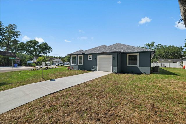 6401 FELICE AVENUE, Tampa, FL 33614