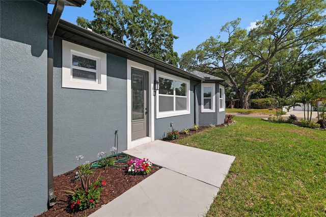 6401 FELICE AVENUE, Tampa, FL 33614