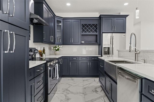 6401 FELICE AVENUE, Tampa, FL 33614