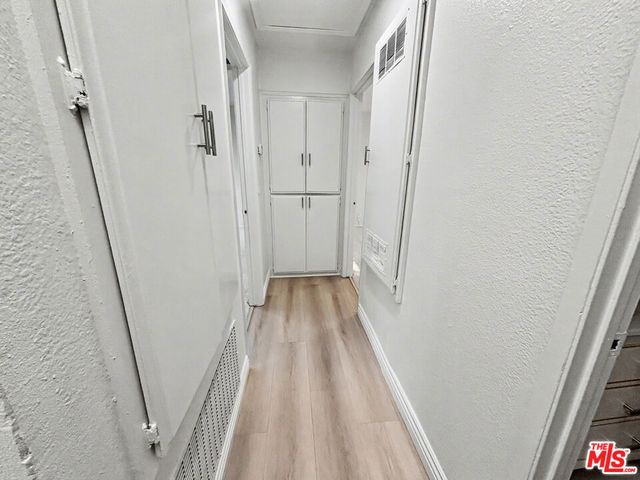 419 N Exton Avenue 6, Inglewood, CA 90302