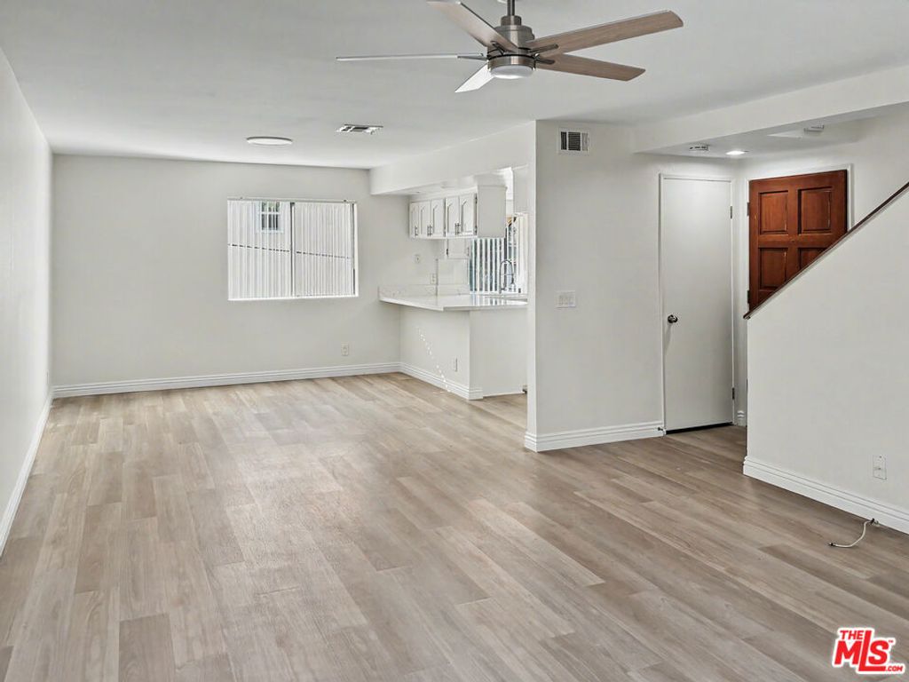 419 N Exton Avenue 6, Inglewood, CA 90302