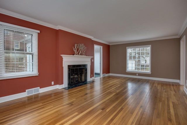 22 S Garfield Avenue, Janesville, WI 53545