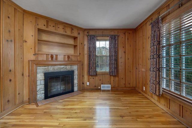 22 S Garfield Avenue, Janesville, WI 53545