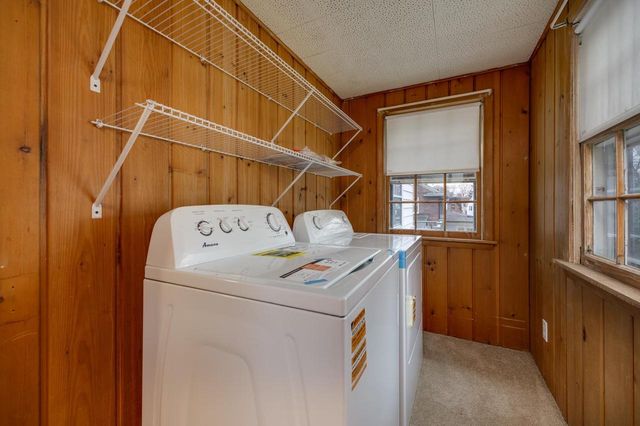 22 S Garfield Avenue, Janesville, WI 53545