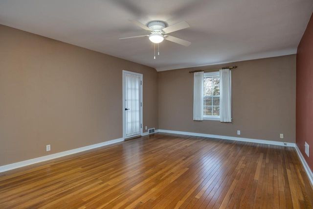 22 S Garfield Avenue, Janesville, WI 53545