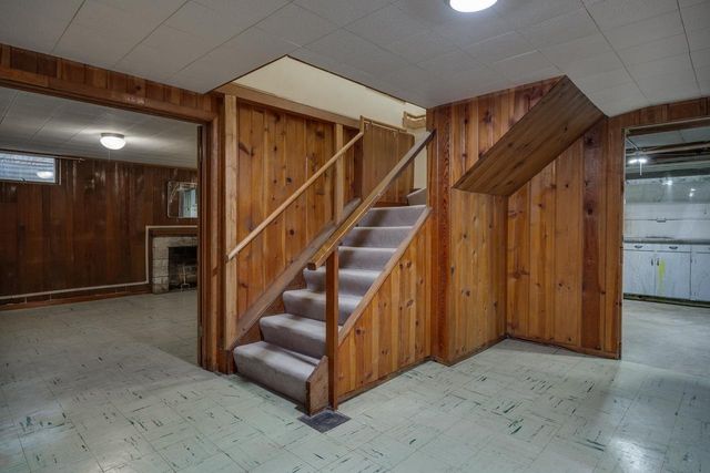 22 S Garfield Avenue, Janesville, WI 53545