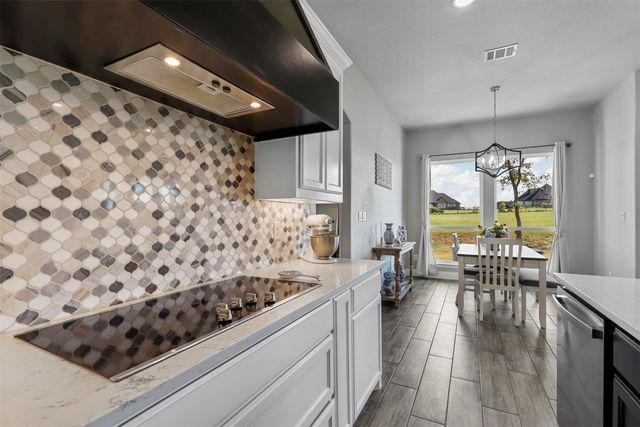 2071 Sunset Ridge Drive, Weatherford, TX 76087