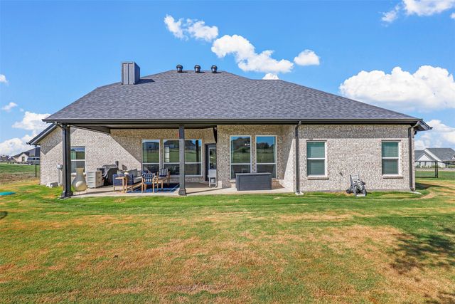 2071 Sunset Ridge Drive, Weatherford, TX 76087