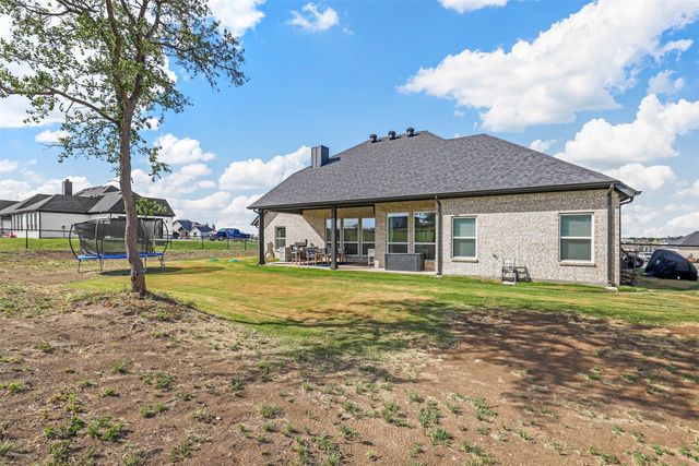 2071 Sunset Ridge Drive, Weatherford, TX 76087
