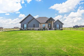 2071 Sunset Ridge Drive, Weatherford, TX 76087