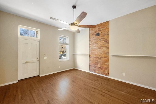 2320 S 9th Street, St Louis, MO 63104