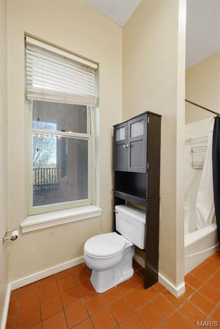 2320 S 9th Street, St Louis, MO 63104