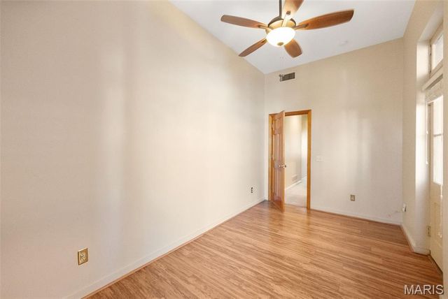 2320 S 9th Street, St Louis, MO 63104