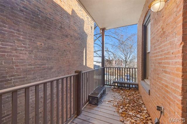 2320 S 9th Street, St Louis, MO 63104