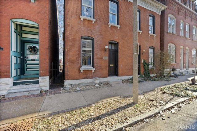 2320 S 9th Street, St Louis, MO 63104