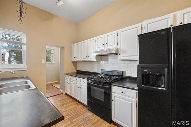 2320 S 9th Street, St Louis, MO 63104