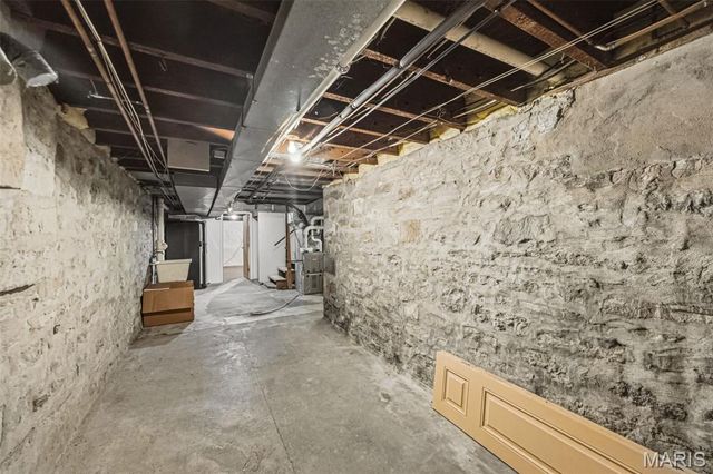 2320 S 9th Street, St Louis, MO 63104