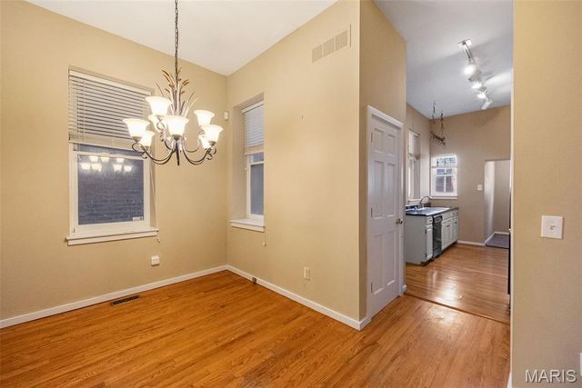 2320 S 9th Street, St Louis, MO 63104