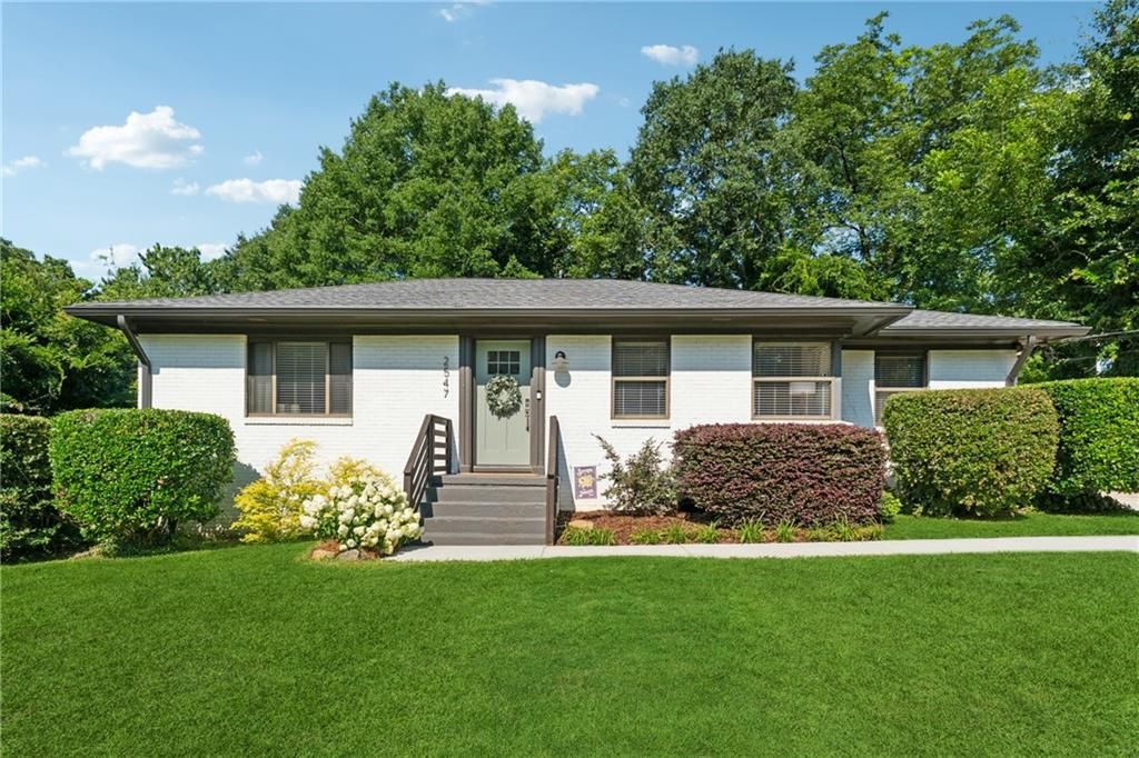 2547 Glendale SE Circle, Smyrna, GA 30080