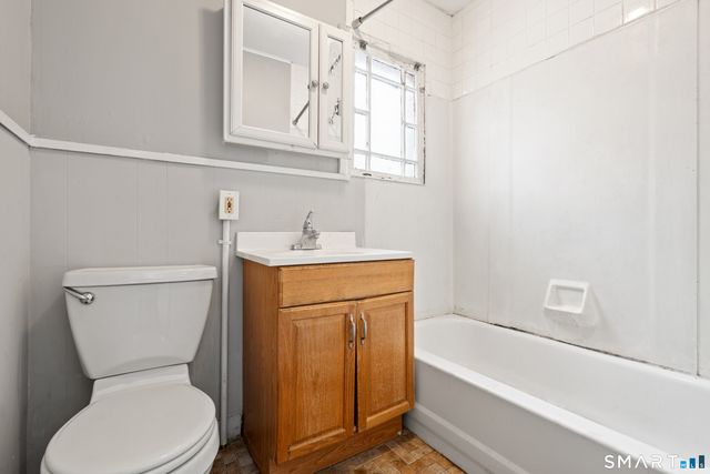 111 Grove Street, Stamford, CT 06901