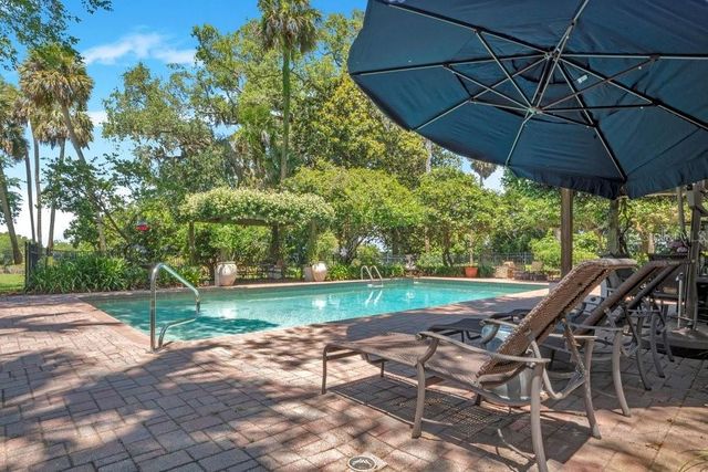 14365 SE HIGHWAY 42, Weirsdale, FL 32195