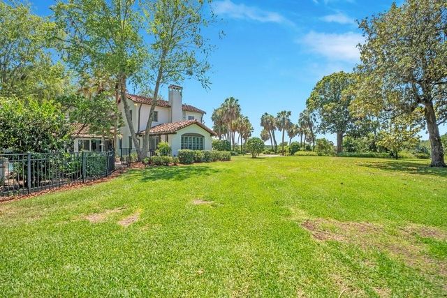 14365 SE HIGHWAY 42, Weirsdale, FL 32195