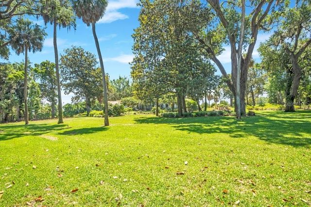 14365 SE HIGHWAY 42, Weirsdale, FL 32195