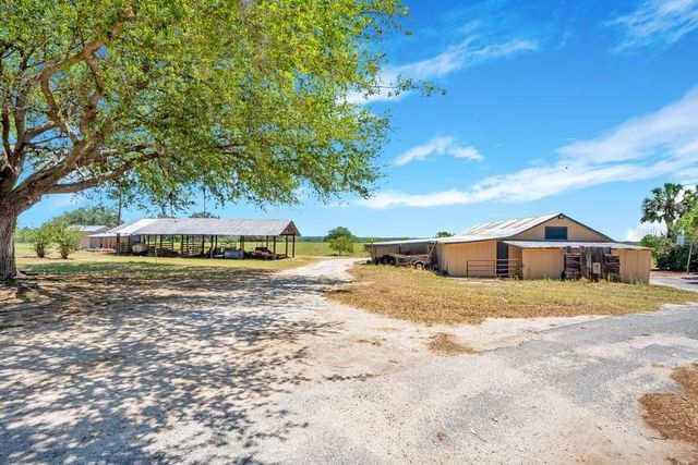 14365 SE HIGHWAY 42, Weirsdale, FL 32195
