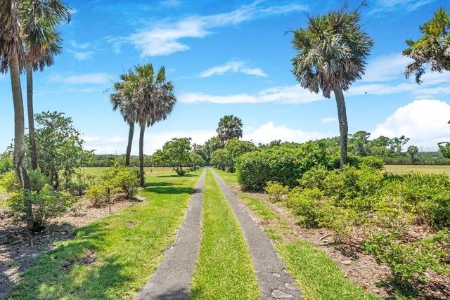 14365 SE HIGHWAY 42, Weirsdale, FL 32195