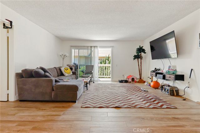 1925 Gates Avenue, Redondo Beach, CA 90278