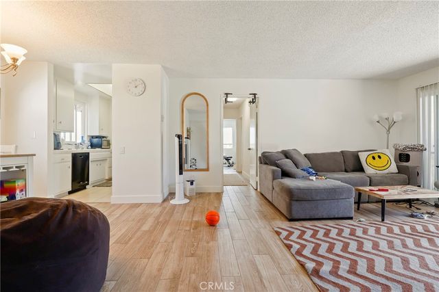 1925 Gates Avenue, Redondo Beach, CA 90278