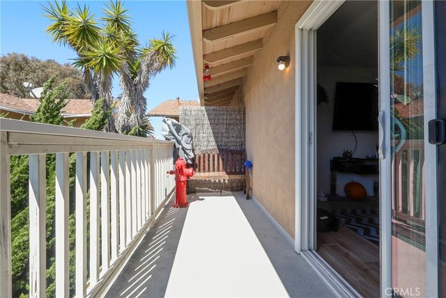 1925 Gates Avenue, Redondo Beach, CA 90278