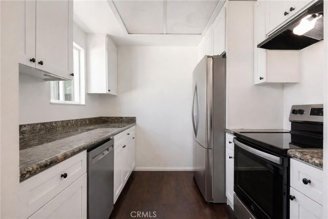 1925 Gates Avenue, Redondo Beach, CA 90278