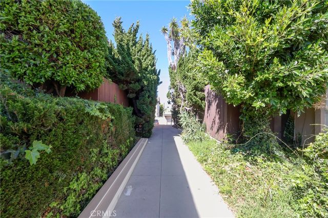 1925 Gates Avenue, Redondo Beach, CA 90278