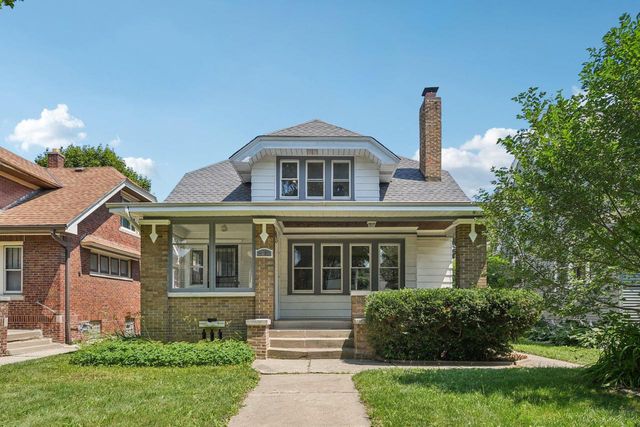 2756 N 45th STREET, Milwaukee, WI 53210